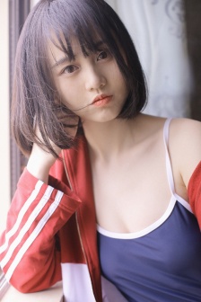 《色诱女教师》在线观看